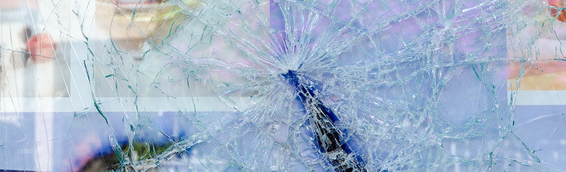 Window Broken Glass Repair in Fort Lauderdale, FL